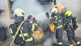 NAKLADAČ2 654430728 1399985045264082 1293040004293420933 n